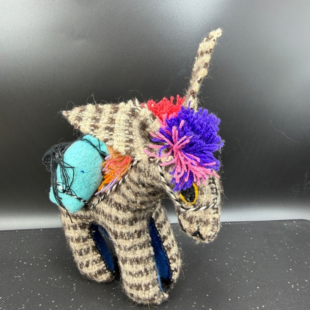 Vintage Mexican Folk Art Woven Wool Burro Donkey Figurine Colorful Yarn Pom Poms - Picture 10 of 11